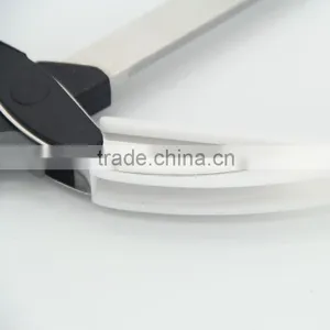 Hot Selling Kitchen Helper 2 in 1 Food Chopper Clever Cutter thumbnail-3