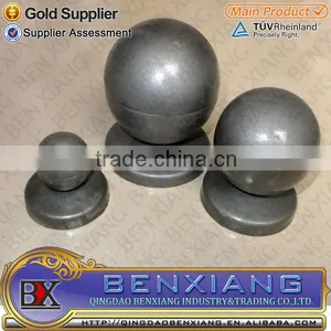Self-colored Wrought Iron Fence Cap in Noble Appearance thumbnail-1