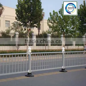 Steel Road Fence thumbnail-1