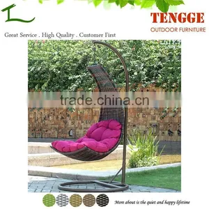 TG15-0142 The Curved Moon Outdoor Hanging Rattan Chair thumbnail-1