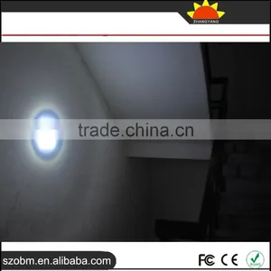 Wholesale OEM Focus Adjustable XM-L T6 LED 920 Lumens Flashlight Torch thumbnail-6