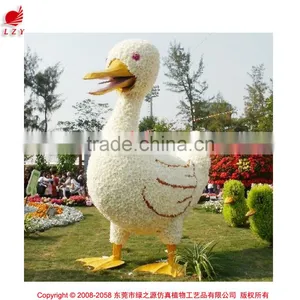 Milan Grass Shaped Ornamental Topiary Boxwood Animal for Theme Park Decoration thumbnail-1