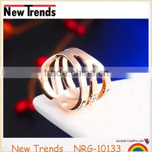 New Design Punk Style Twist Wholesale Wedding Ring Gold Plated thumbnail-5