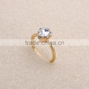 Wholesale Gold Rhinestone Glass Jewelry Heart Design Crystal Rings for Engagement thumbnail-2