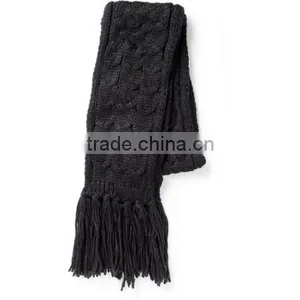 Women's Chunky Cable Knit Scarf thumbnail-2