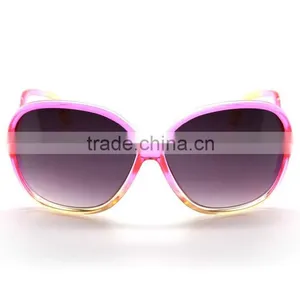 2015 Women's Plastic Sunglasses Wholesale UV400 thumbnail-3