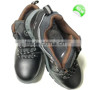 Water Proof Safety Shoes With Genuine Leather and pu Sole thumbnail-1