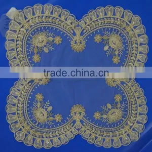 High Quality Beautiful Hand Bead Pearls Round Wedding Lace Table Cloth Made in China thumbnail-1