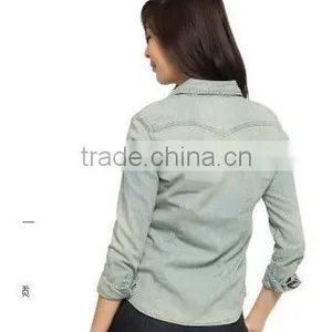 2016 Fashion Slim Fit Long Sleeves Washed Denim Shirt for Girls With Two Pockets on the Chest thumbnail-2