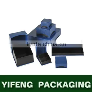 Small Decorative Design Paper A Gift Box For Gift thumbnail-5