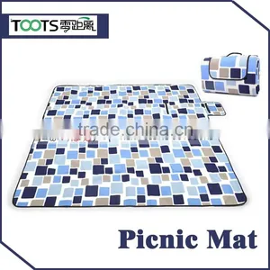 Polyester Fleece Outdoor Sports Picnic Blanket thumbnail-1