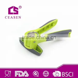 Safety Can Opener With PP Handle thumbnail-5