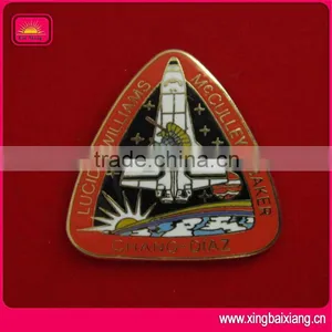 Top Quality Beautiful Metal Square Badge Pin,square Lapel Pin thumbnail-3