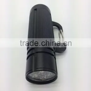 9 LED Carabiner Flashlight thumbnail-1