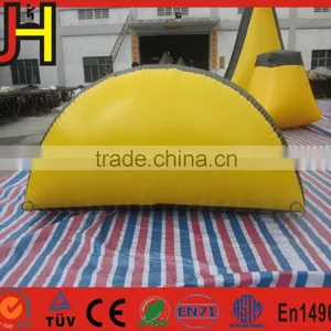Inflatable Half Moon Paintball Bunker thumbnail-1