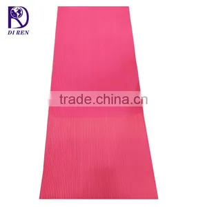Durable Eco-friendly Non Slip NBR Yoga Mat thumbnail-1