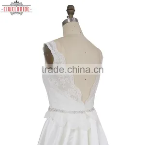 Custom A Line Lace Appliques Wedding Dress thumbnail-4