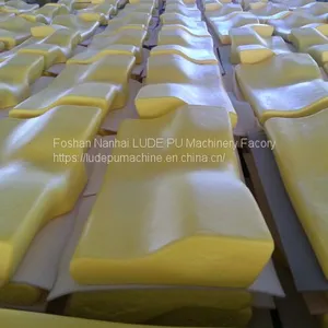 LD-803/4 Four Material Tanks Low Pressure Soft Foam Machine thumbnail-2