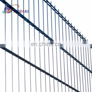 Wire Fence thumbnail-5