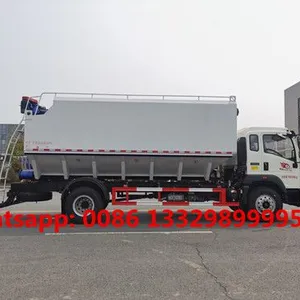 Wholesale Good Price SINO TRUK HOWO 4*2 10T Farm-oriented and Livestock Poultry Feed Pellet Transported Truck for Sale thumbnail-3