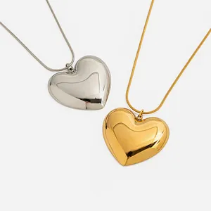 Custom Stainless Steel Necklace With 18K Gold PVD & REACH Compliant Materials thumbnail-4