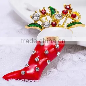 Pair Of Santa's Red Boots X'mas Brooch thumbnail-4