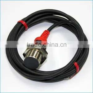 M18 360 Degree LED View and Short Body NPN NO Flush Inductive Proximity Switch Sensor thumbnail-2