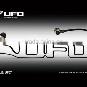 Factory Supply Cheap Earphone With MIC and Volume Control thumbnail-1