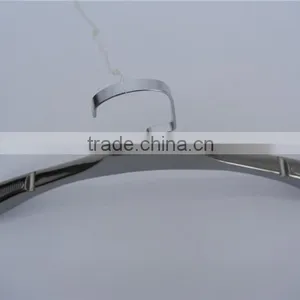 HEAD 15" Plastic Suit Coat Hanger in Metal Color and Square Hook for Clothes Garment thumbnail-2