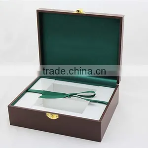 Luxury New Design Souvenir Wooden Chocolate Box With Gold Stamping Logo thumbnail-1