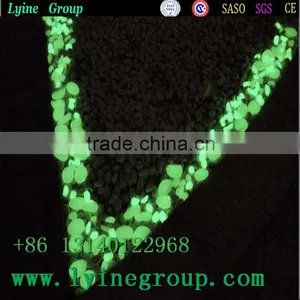 Colord Glow Glass Gravel for Landscaping thumbnail-2