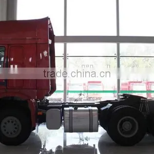 Beautiful Color Sinotruk 380hp 6x4 Howo Towing Vehicle/ Tractor Truck thumbnail-3