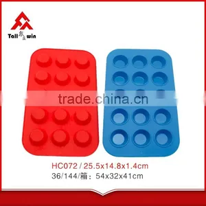 Easy to Use Silicone Microwave Safe Cake Baking Pan thumbnail-6