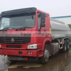 SINOTRUK Water Tank Truck thumbnail-1