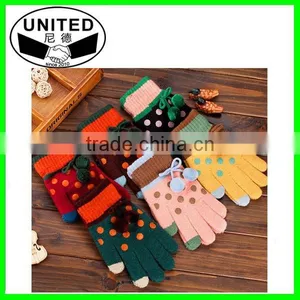 3 Finger Phone Gloves Knitted Gloves Winter Fashion Gloves for Smartphone thumbnail-1