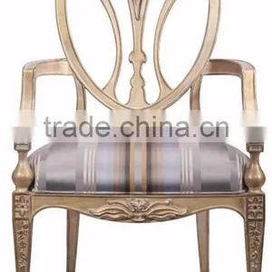 Classic Elegant European Style Antique White Tufted Chaise Lounge With Golden Floral Decorations BF12-04264d thumbnail-2