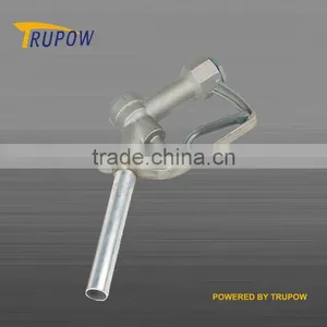 TP04006 Aluminum Fuel Gun With Nozzle thumbnail-1