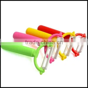 Cheap Promotional Kitchen Tools Gadgets Helper Vegetable Fruit Peeler Parer Julienne Cutter Slicer Wholesale Manufacturer thumbnail-1