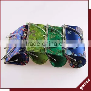 Chinese Style Luxury Golden Brocade Silky Gift Handbag SH001 thumbnail-1