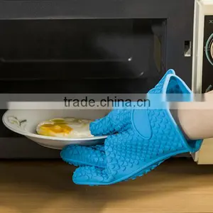 Silicone Heat-resistant Oven Glove thumbnail-1