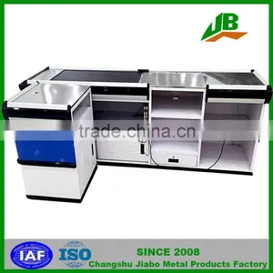 Convenience Store Checkout Counter With Conveyor Belt thumbnail-1