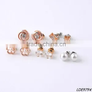 Pearl Zircon Rectangle Stone Stud Earring thumbnail-1