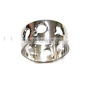 Hollow Out Finger Ring thumbnail-1