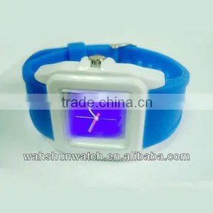 Angle Blue Ecofriendly Material OEM Square Plastic Watches thumbnail-1