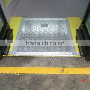 FMWR-A Manual Folding Aluminum Bus Wheelchair Ramps Load 350KG Made in China thumbnail-4