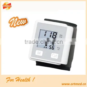 Digital LCD Wrist Blood Pressure Monitor With Heart Beat Rate Pulse Measure Health Care Monitors thumbnail-1