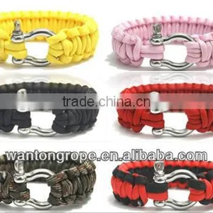 The Prerequisite Product For Outdoor Camping Survival Paracord Bracelet thumbnail-1