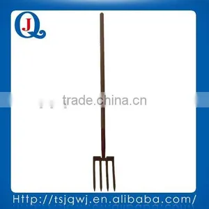 Farm and Garden Digging Fork JQ115EL With Wooden Handle thumbnail-1