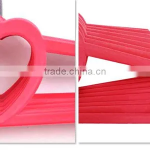 Round Heart Velent Kimono Plastic Hanger thumbnail-2