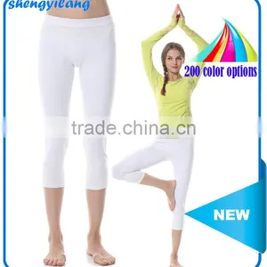 Wholesale Fitness Women Cropped Lace Yoga Pants in Guangzhou thumbnail-1